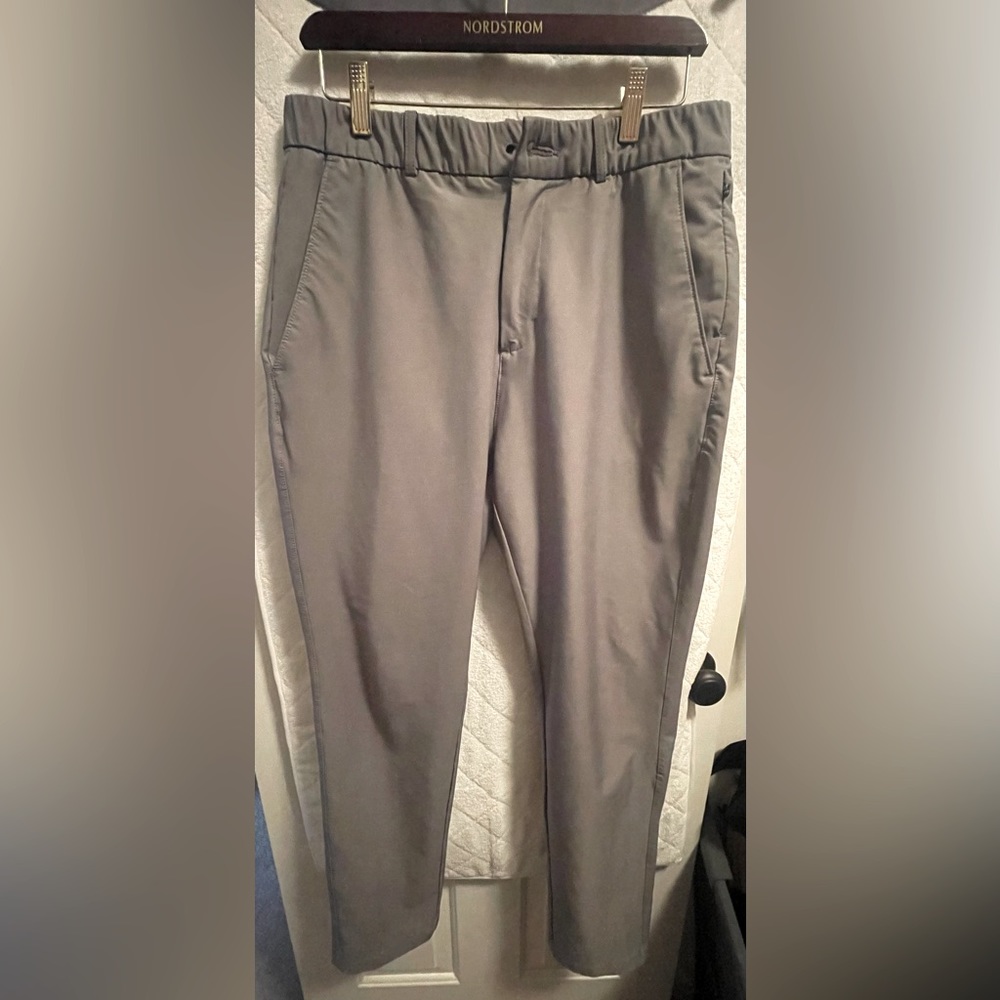 Men’s FLX Golf Pant in SIZE 34 and GOOD CONDITION - Read Description